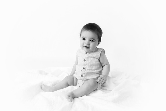 JULIAN_6MONTHS-33bw