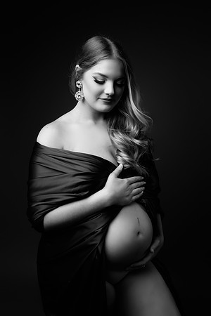 TAYLOR_MATERNITY-70bw