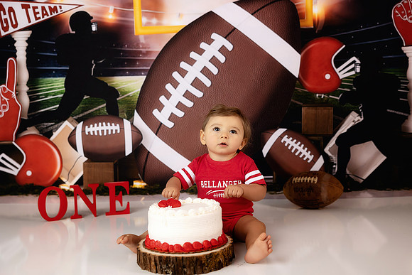 LEO_1YEAR-7
