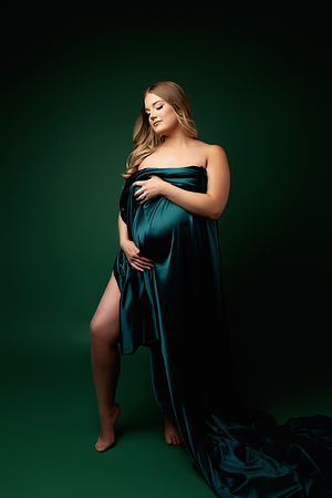 TAYLOR_MATERNITY-66