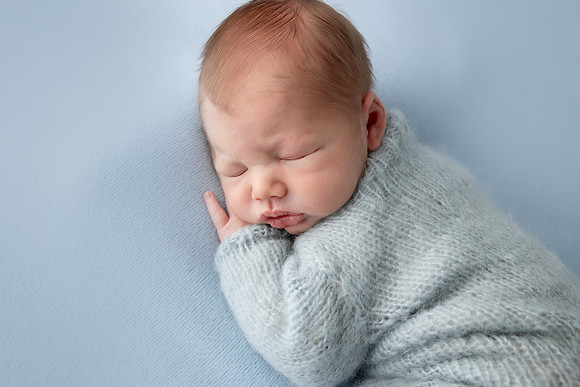 CADEN_8DAYS-13