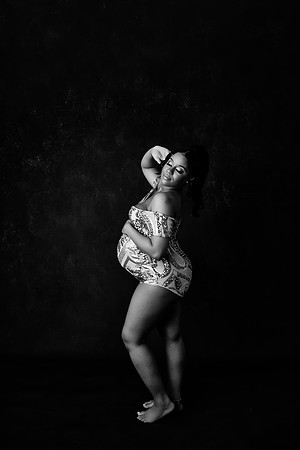 AYLA_MATERNITY-24bw