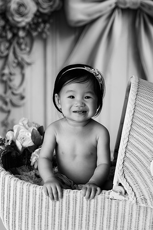 PENELOPE_1YEAR-18bw