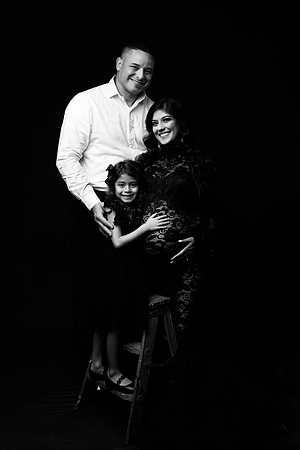 REBEKAH_MATERNITY-9bw