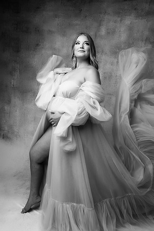 TAYLOR_MATERNITY-25bw