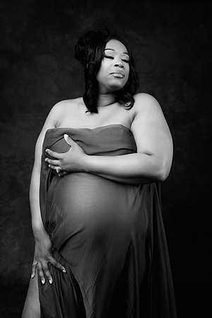 LYNDREION_MATERNITY-12bw