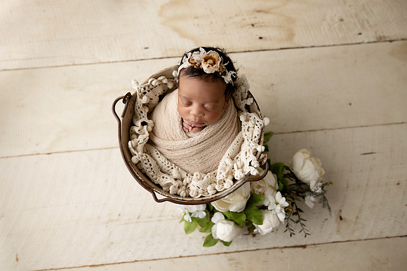 AMARA_12DAYS-39