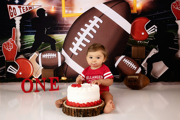 LEO_1YEAR-13