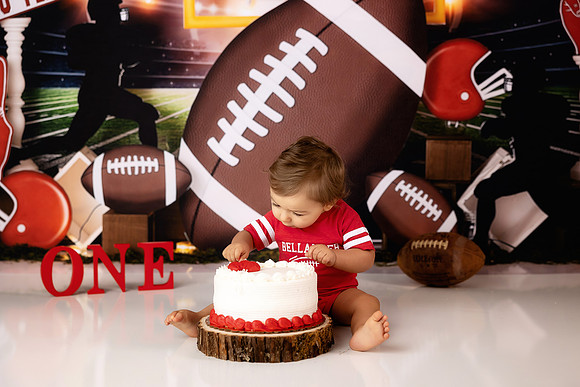 LEO_1YEAR-6