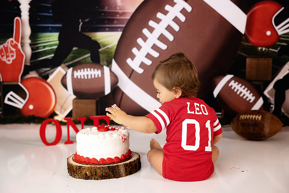 LEO_1YEAR-18