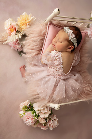 KINSLEY_8DAYS-10
