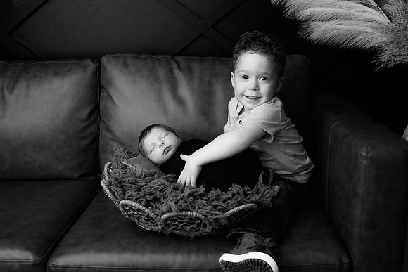 DECLAN_10DAYS-71bw