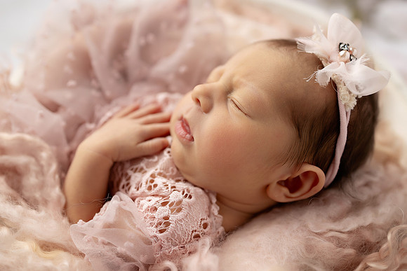 KINSLEY_8DAYS-19