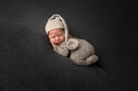 HOLDEN_13DAYS-3