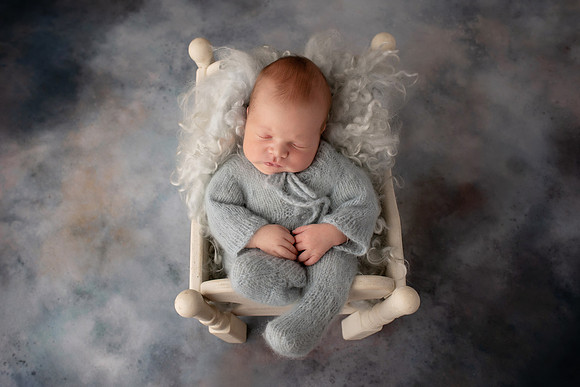 EZRA_13DAYS-10