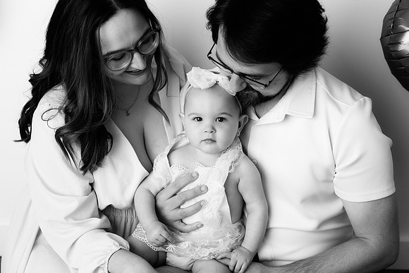 ELEANORE_1YEAR-18bw