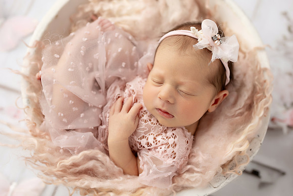 KINSLEY_8DAYS-16