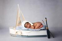 GRAYSON_8DAYS-1