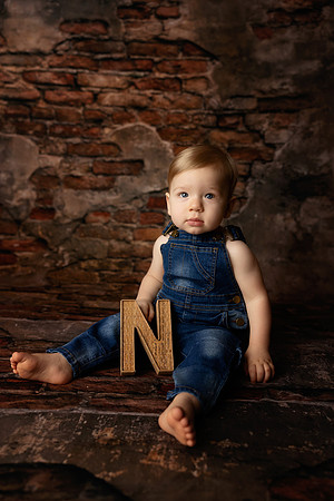 LEO_1YEAR-11