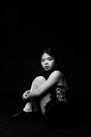 TAYLOR-2bw