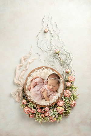 KINSLEY_8DAYS-20