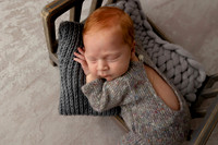 HOLDEN_13DAYS-12