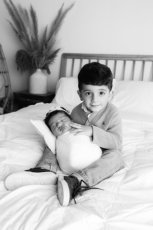 MAYA_10DAYS-70bw