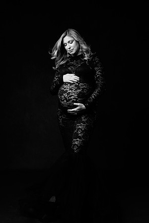 BRIDGETT_MATERNITY-3bw