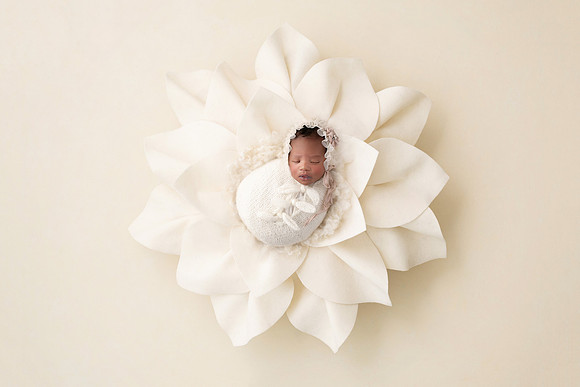 RAE'LYNN_13DAYS-32