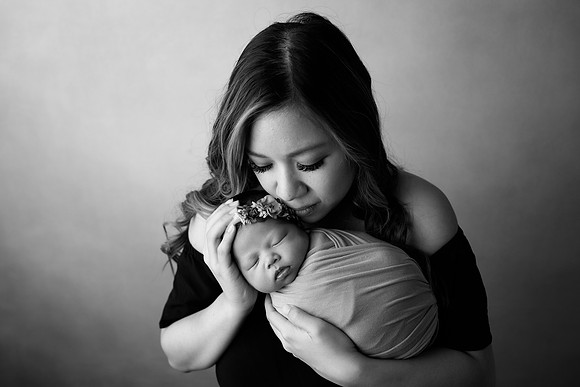 CHARLOTTE_13DAYS-39bw