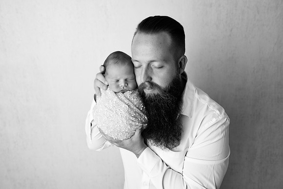 EZRA_13DAYS-75bw