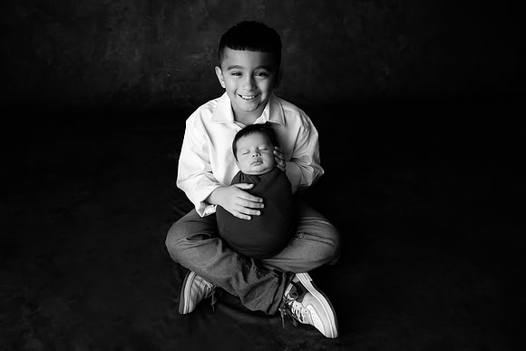 LUCAS_6WEEKS-34bw