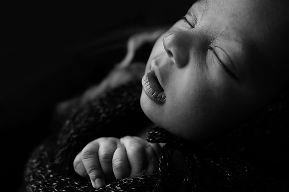MALCOM_12DAYS-34bw