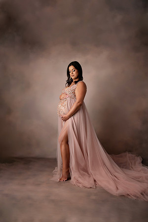 DELLA_MATERNITY-3