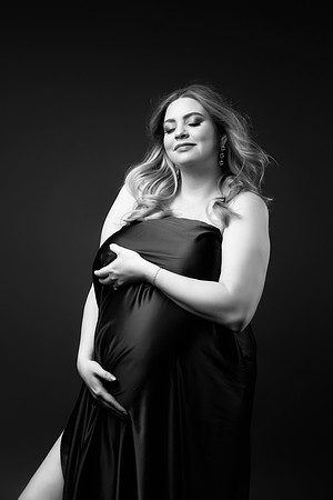 KATIE_MATERNITY-50bw