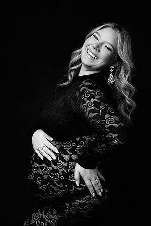 GABRIELLA_MATERNITY-8bw