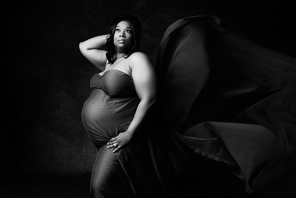 LYNDREION_MATERNITY-5-2bw