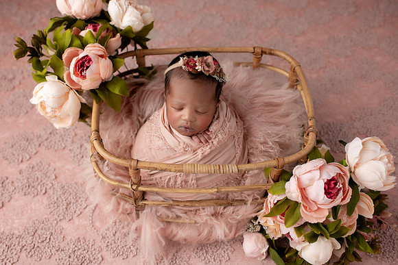 RAE'LYNN_13DAYS-19