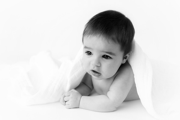 JULIAN_6MONTHS-25bw