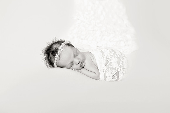 ZOE FAITH12B&W