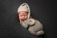 HOLDEN_13DAYS-4