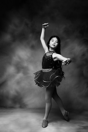 TAYLOR-6bw
