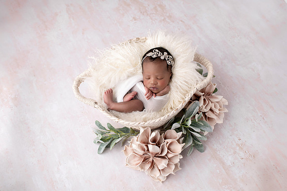 RAE'LYNN_13DAYS-30