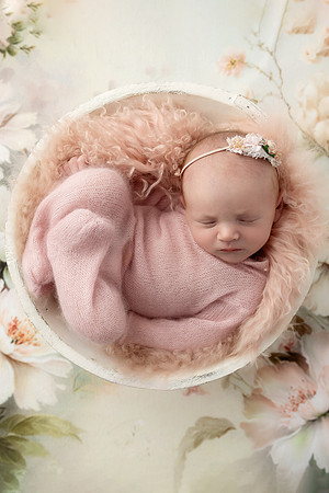 ELIZABETH_8DAYS-20